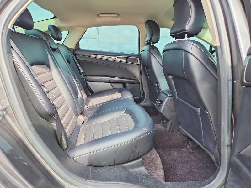 63378216 :رقم المزاد ، 3FA6P0T95HR144967 vin ، 2017 Ford Fusion مزاد بيع