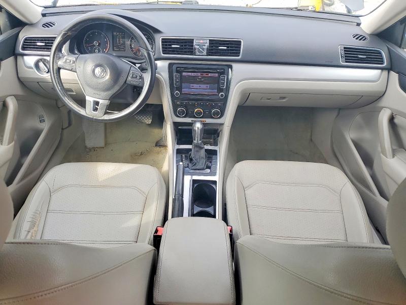 63741366 :رقم المزاد ، 1VWBP7A36CC049242 vin ، 2012 Volkswagen Passat مزاد بيع