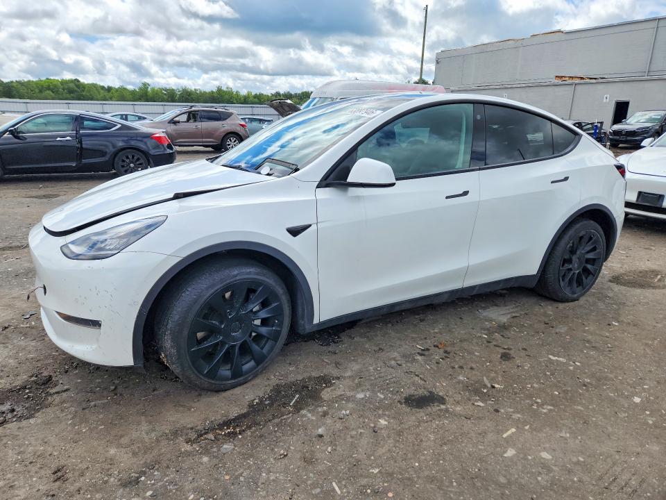 63897946 :رقم المزاد ، 5YJYGDEE2MF087630 vin ، 2021 Tesla Model Y مزاد بيع