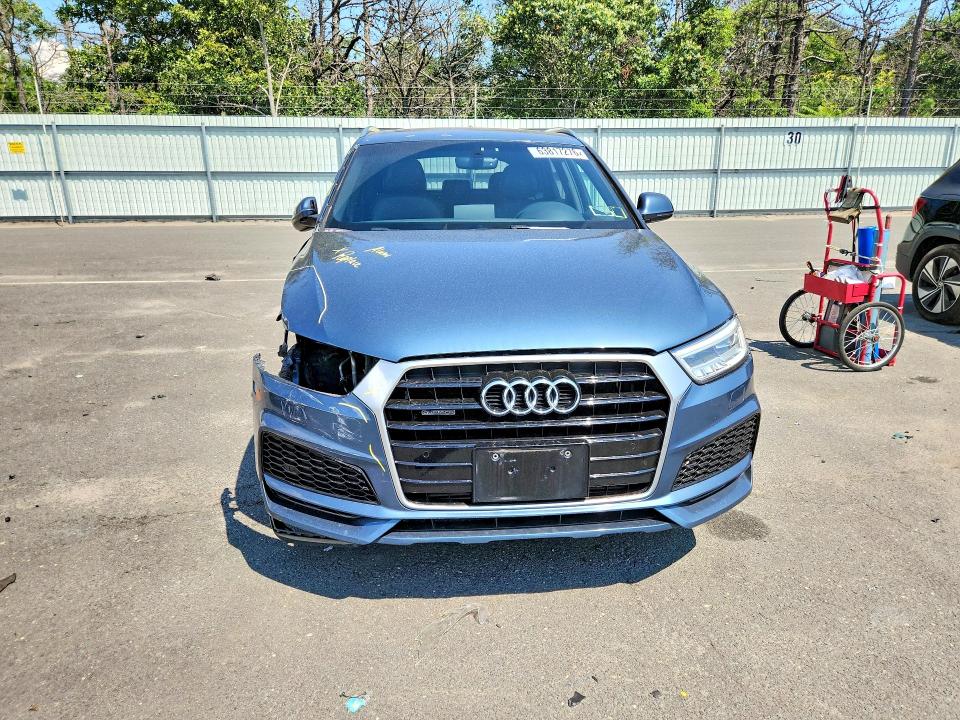 2018 Audi Q3 მანქანა იყიდება აუქციონზე, vin: WA1JCCFS9JR029624, აუქციონის ნომერი: 63817276