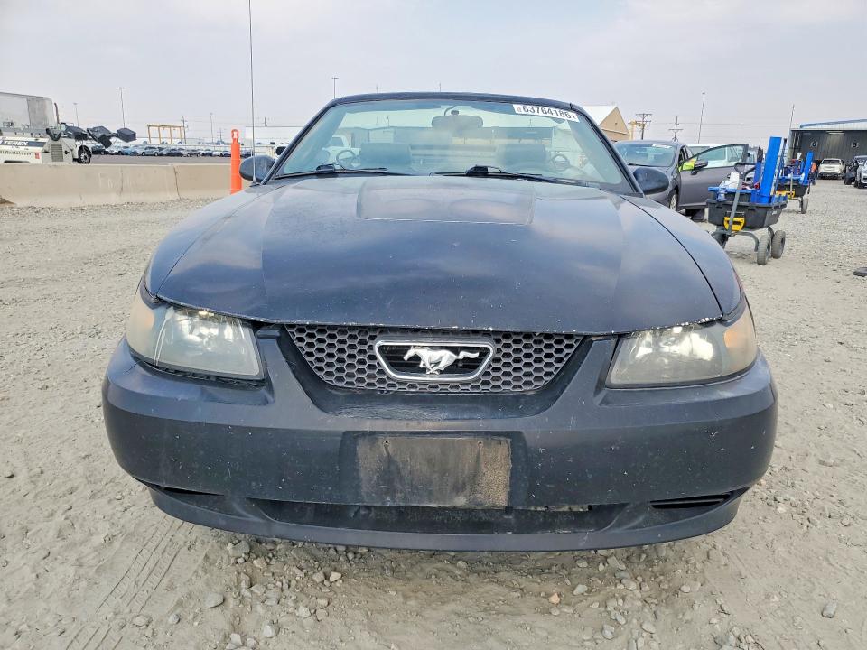 63764186 :رقم المزاد ، 1FAFP44684F179263 vin ، 2004 Ford Mustang مزاد بيع