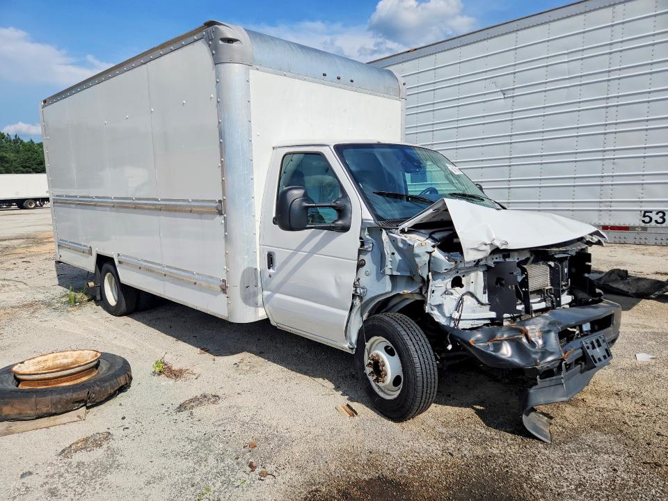 64871066 :رقم المزاد ، 1FDWE3FN7PDD03470 vin ، 2023 Ford Econoline مزاد بيع