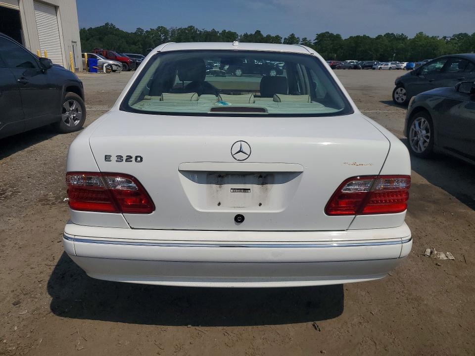 66125496 :رقم المزاد ، WDBJF65J3YB131364 vin ، 2000 Mercedes-benz E مزاد بيع