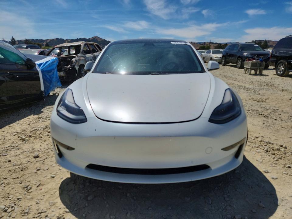 66639236 :رقم المزاد ، 5YJ3E1EC9MF074001 vin ، 2021 Tesla Model 3 مزاد بيع