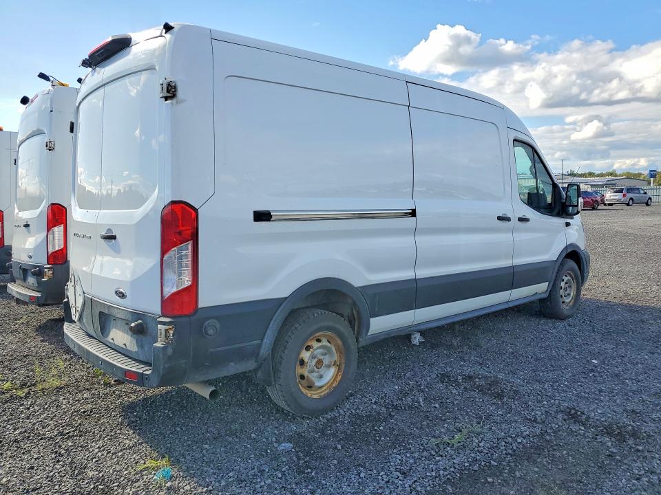 66050276 :رقم المزاد ، 1FTBR1C83MKA22655 vin ، 2021 Ford Transit مزاد بيع