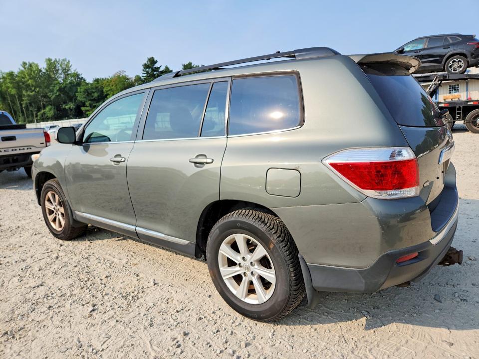 64607606 :رقم المزاد ، 5TDBK3EHXCS116200 vin ، 2012 Toyota Highlander مزاد بيع