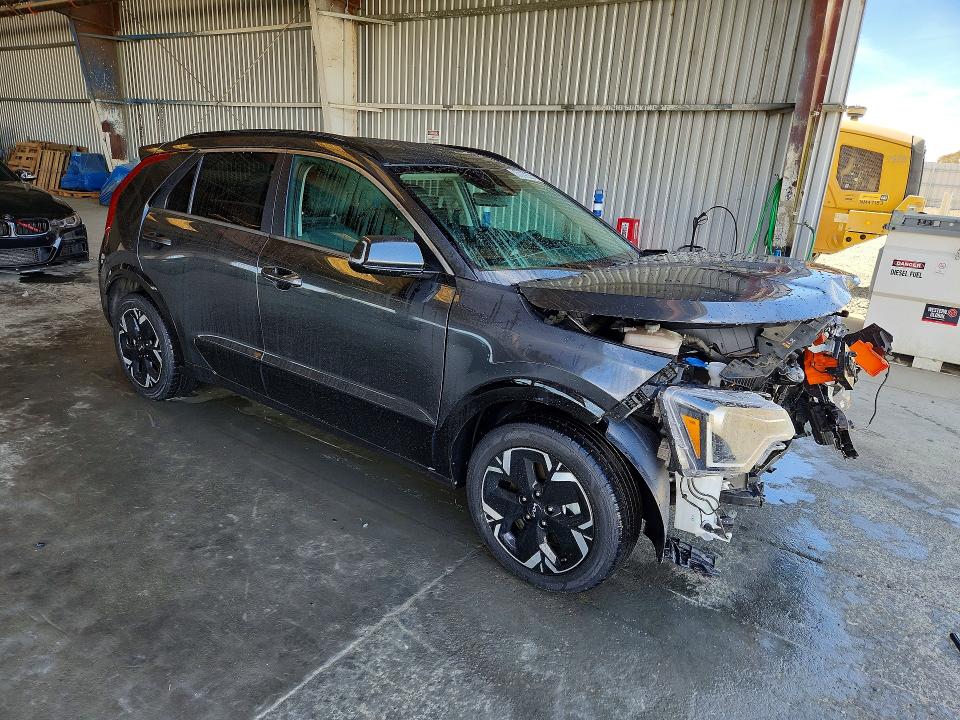 66605446 :رقم المزاد ، KNDCR3L13R5111151 vin ، 2024 Kia Niro مزاد بيع