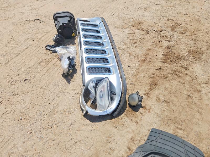 65201396 :رقم المزاد ، ZACCJADB1HPF71658 vin ، 2017 Jeep Renegade مزاد بيع
