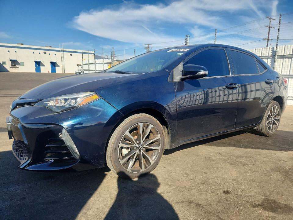 Продажа на аукционе авто 2018 Toyota Corolla, vin: 5YFBURHE9JP766804, номер лота: 65928616