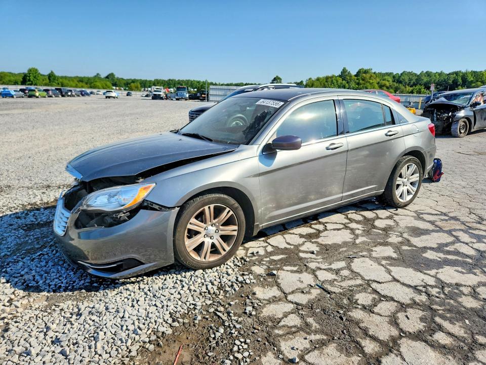 Aukcja sprzedaży 2013 Chrysler 200, vin: 1C3CCBAB2DN761187, numer aukcji: 64137556