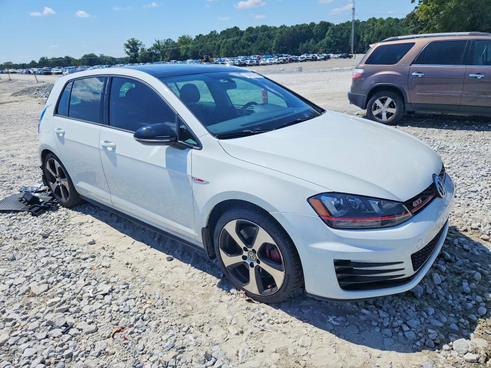 64065106 :رقم المزاد ، 3VW447AU8GM030786 vin ، 2016 Volkswagen Gti مزاد بيع