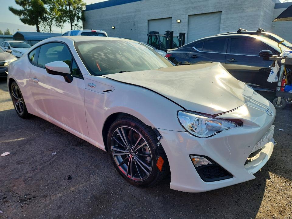 2015 Scion Fr-s მანქანა იყიდება აუქციონზე, vin: JF1ZNAA15F8713630, აუქციონის ნომერი: 64235916