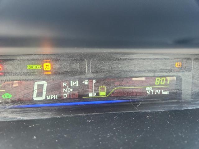 2014 Toyota Prius V მანქანა იყიდება აუქციონზე, vin: JTDZN3EU3EJ008214, აუქციონის ნომერი: 63611896