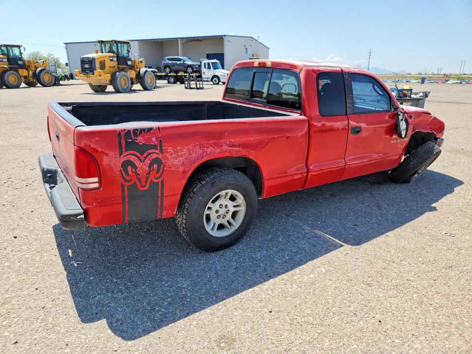 64517986 :رقم المزاد ، 1B7GL22X6YS667408 vin ، 2000 Dodge Dakota مزاد بيع