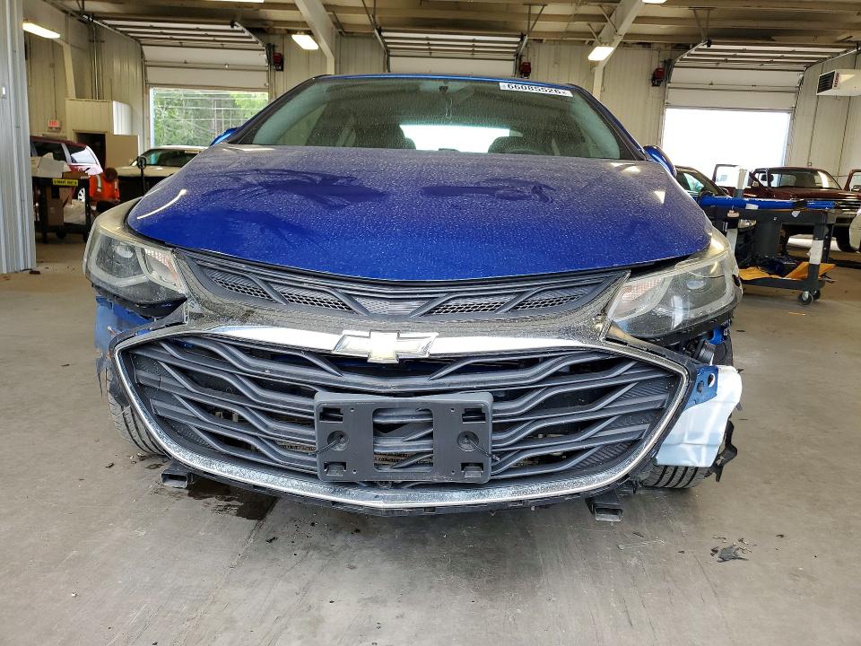 Продажа на аукционе авто 2019 Chevrolet Cruze, vin: 1G1BE5SM0K7137627, номер лота: 66085526