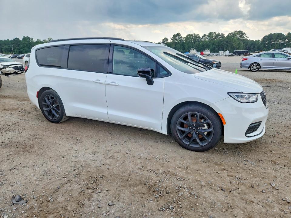 Aukcja sprzedaży 2025 Chrysler Pacifica, vin: 2C4RC1GG7SR570125, numer aukcji: 65452326
