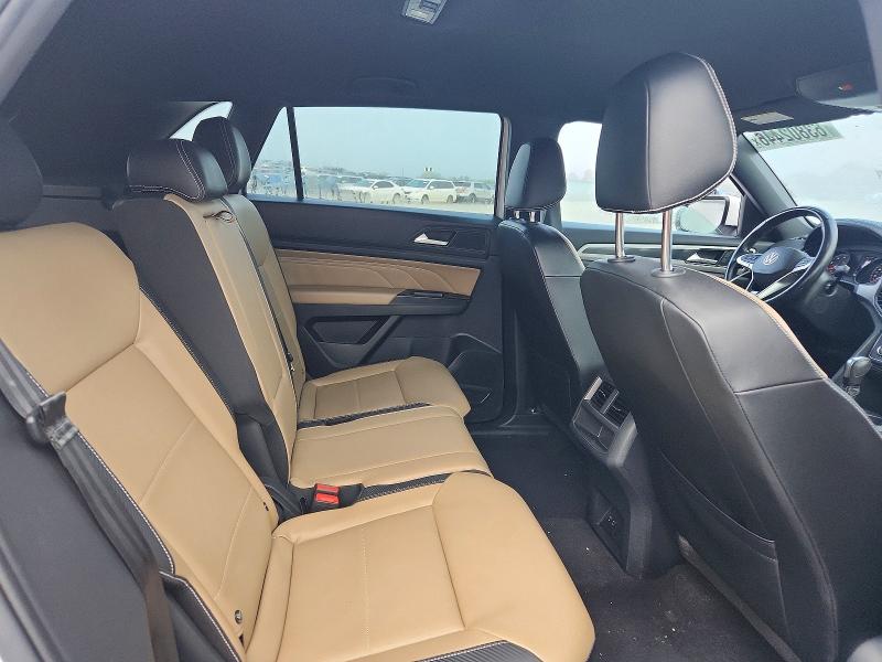 2021 Volkswagen Atlas Cross Sport მანქანა იყიდება აუქციონზე, vin: 1V2ME2CA4MC202121, აუქციონის ნომერი: 63802446