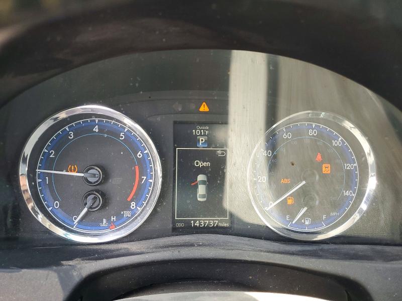 64833166 :رقم المزاد ، 5YFBURHE7HP734671 vin ، 2017 Toyota Corolla مزاد بيع