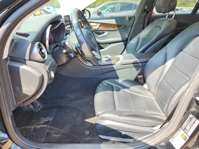 63711066 :رقم المزاد ، 55SWF4KB5HU224939 vin ، 2017 Mercedes-benz C مزاد بيع