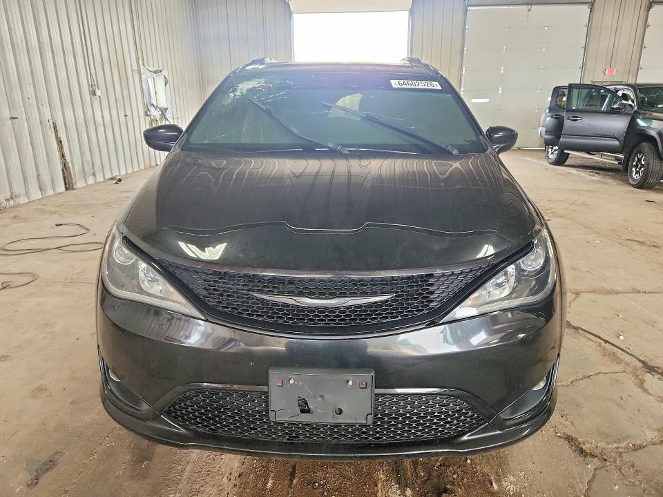 Aukcja sprzedaży 2018 Chrysler Pacifica, vin: 2C4RC1EG0JR260318, numer aukcji: 64602526