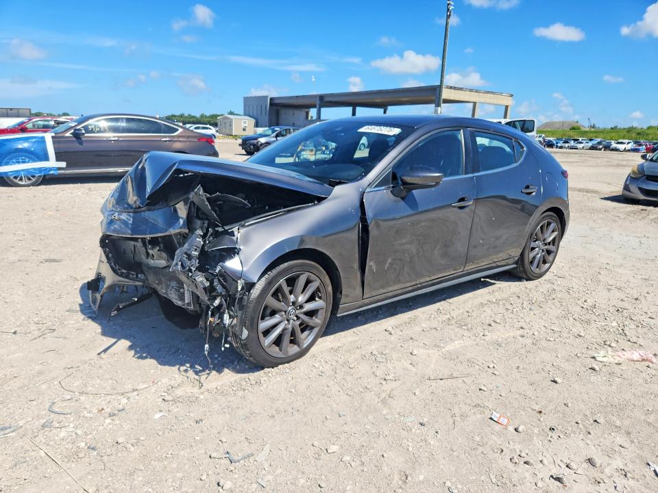 Продажа на аукционе авто 2021 Mazda 3, vin: JM1BPALL5M1400099, номер лота: 64676276