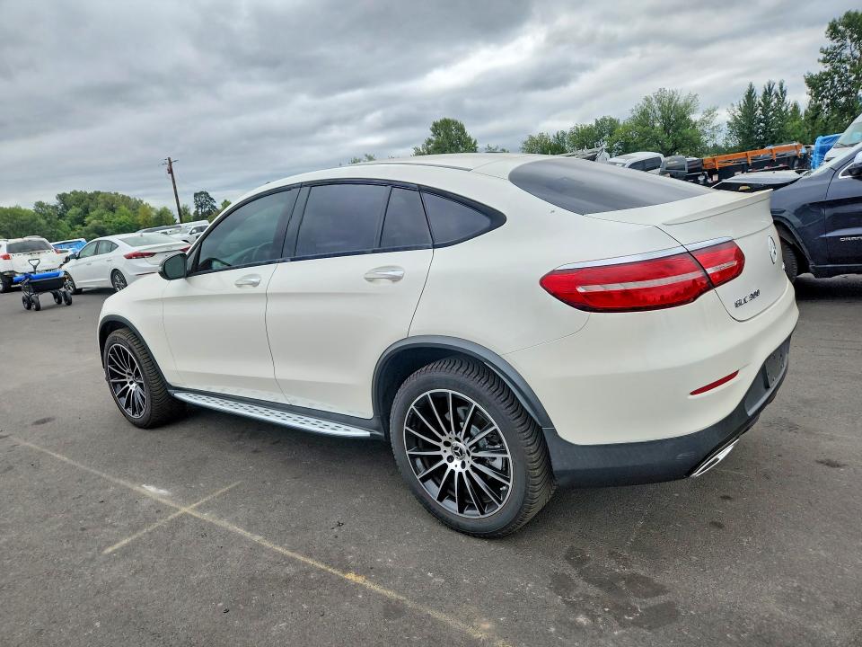 64725436 :رقم المزاد ، WDC0J4KB1HF285183 vin ، 2017 Mercedes-benz Glc Coupe مزاد بيع