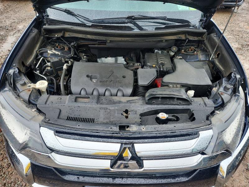 66164366 :رقم المزاد ، JA4AZ3A3XJJ003031 vin ، 2018 Mitsubishi Outlander مزاد بيع