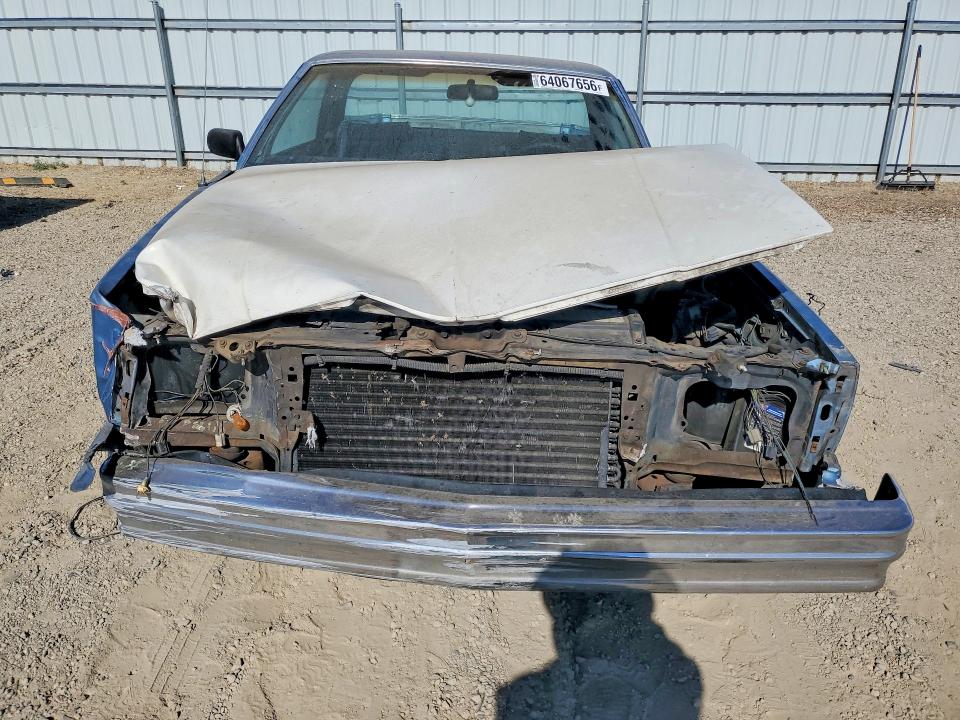 64067656 :رقم المزاد ، 1GTCW80H0CR502104 vin ، 1982 Gmc Caballero مزاد بيع