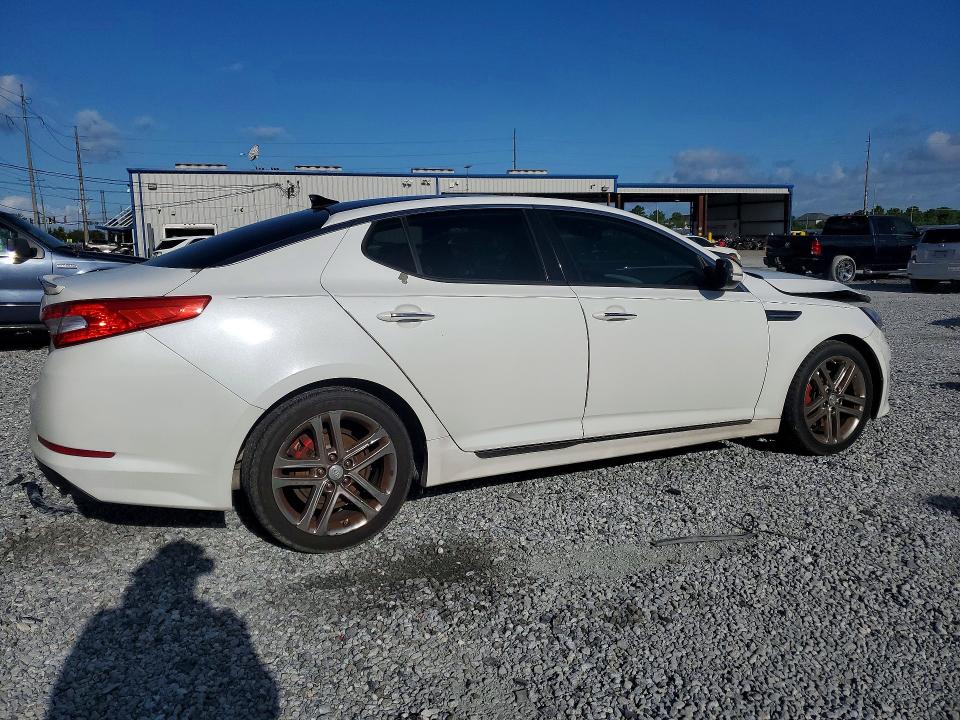 2013 Kia Optima მანქანა იყიდება აუქციონზე, vin: 5XXGR4A62DG097317, აუქციონის ნომერი: 65523396