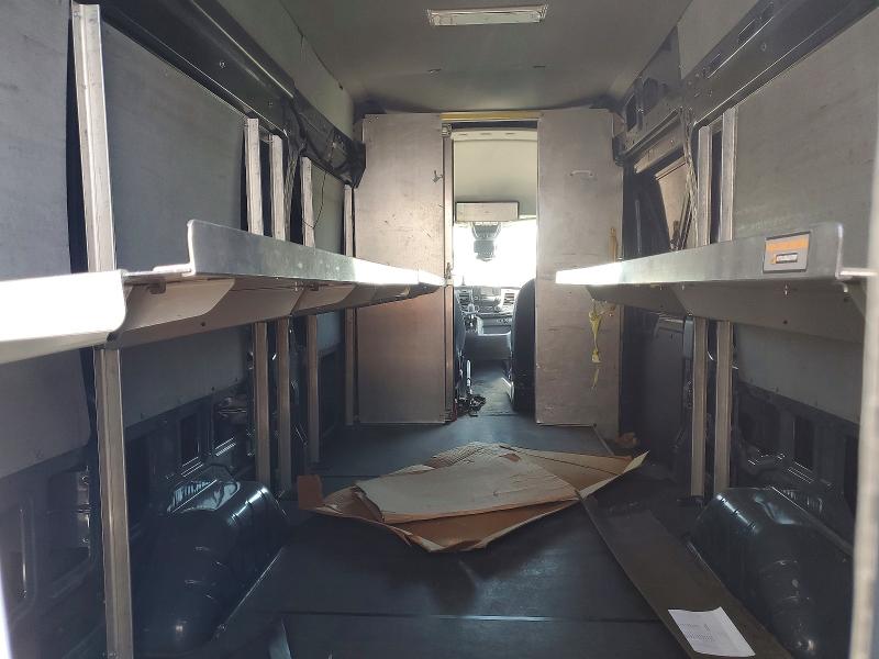 62324266 :رقم المزاد ، 1FTBR3X84LKB27743 vin ، 2020 Ford Transit مزاد بيع