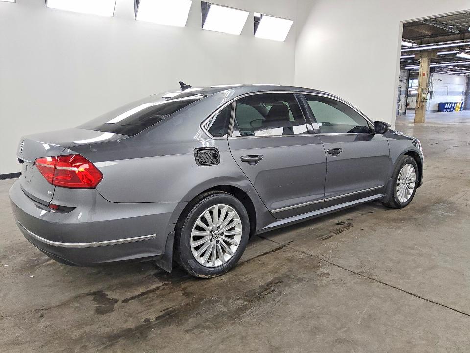 Aukcja sprzedaży 2016 Volkswagen Passat, vin: 1VWBS7A38GC049876, numer aukcji: 61447186
