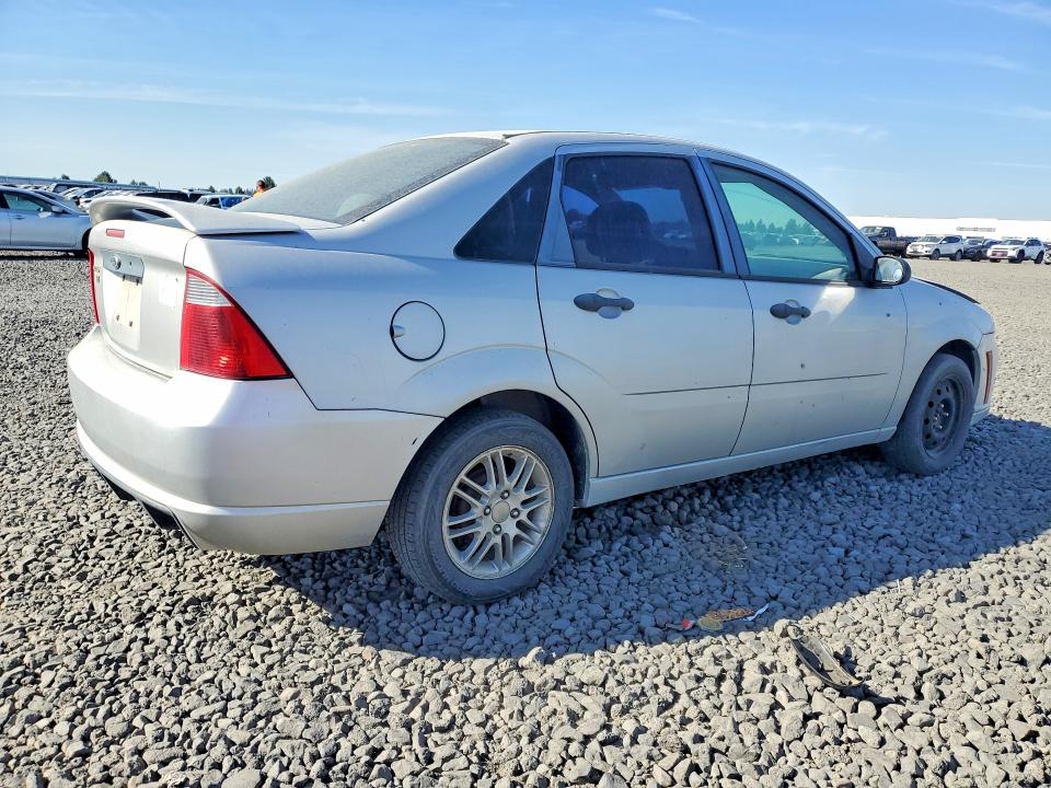 67461176 :رقم المزاد ، 1FAFP34N07W354689 vin ، 2007 Ford Focus مزاد بيع