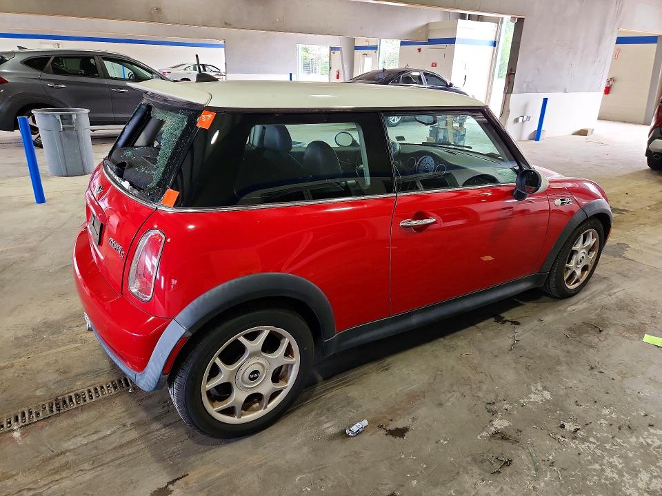 Продажа на аукционе авто 2005 Mini Cooper, vin: WMWRE33545TL15422, номер лота: 63611276