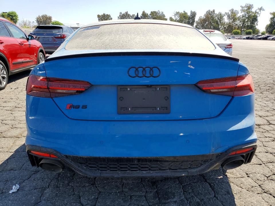 65214736 :رقم المزاد ، WUAAWDF54NA902202 vin ، 2022 Audi Rs5 مزاد بيع