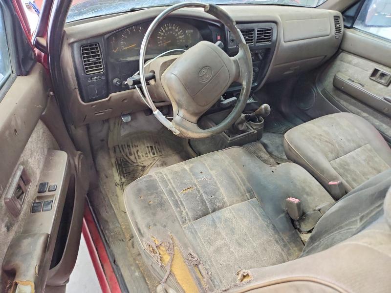 Auction sale of the 2000 Toyota Tacoma, vin: 4TAVL52N3YZ659597, lot number: 63770286