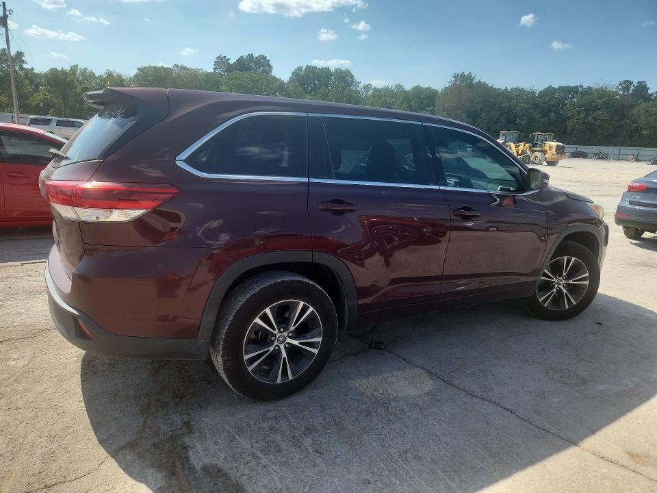 Продаж на аукціоні авто 2018 Toyota Highlander, vin: 5TDZZRFH1JS251204, номер лоту: 64968346