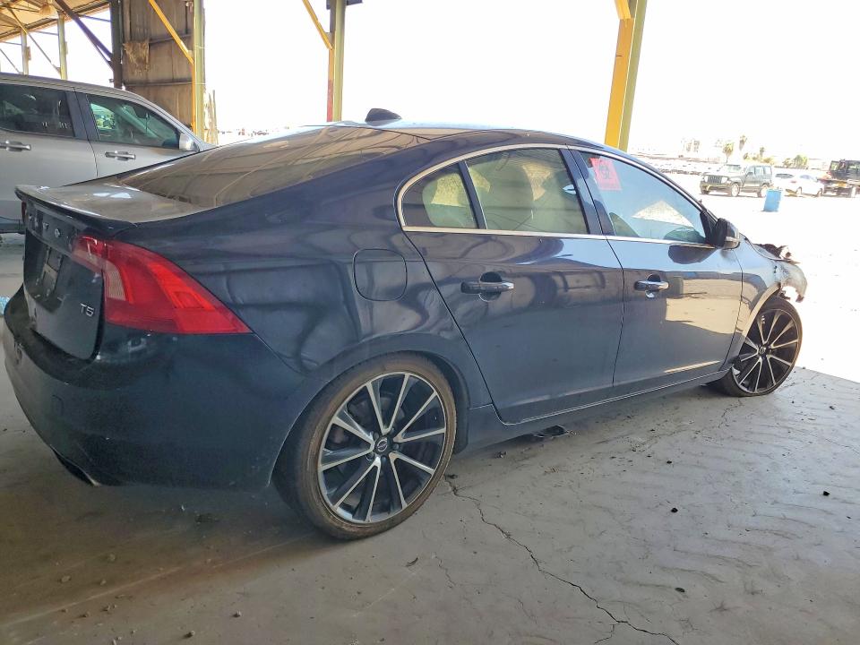 Продажа на аукционе авто 2016 Volvo S60, vin: YV126MFK8G2392838, номер лота: 65555526