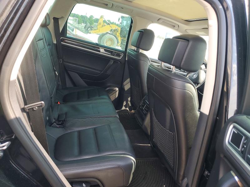 Продаж на аукціоні авто 2017 Volkswagen Touareg, vin: WVGGF7BPXHD003391, номер лоту: 63780586