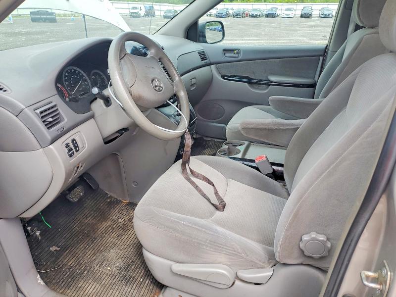 63572736 :رقم المزاد ، 5TDZA23C25S377178 vin ، 2005 Toyota Sienna مزاد بيع