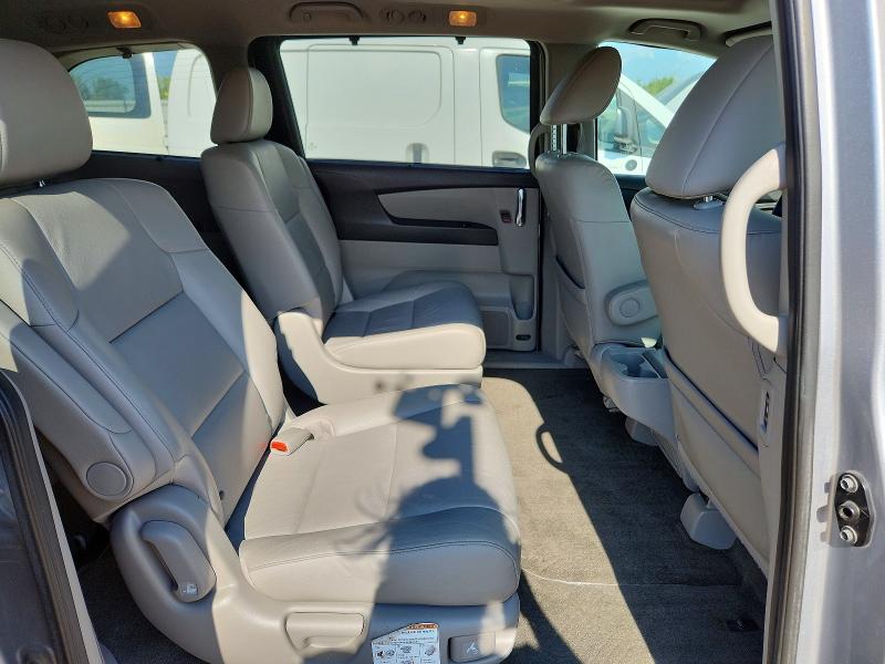 64899466 :رقم المزاد ، 5FNRL5H98GB504421 vin ، 2016 Honda Odyssey مزاد بيع