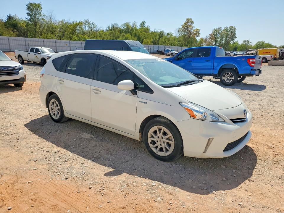 Продаж на аукціоні авто 2014 Toyota Prius V, vin: JTDZN3EU5E3311810, номер лоту: 64947716