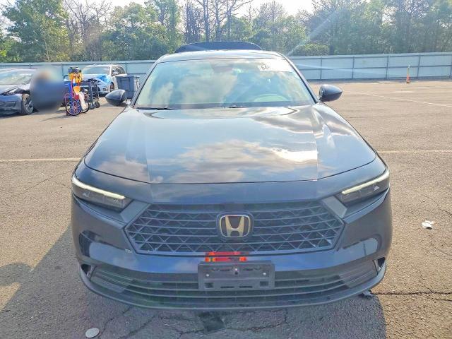 64892416 :رقم المزاد ، 1HGCY1F45TA012800 vin ، 2026 Honda Accord مزاد بيع