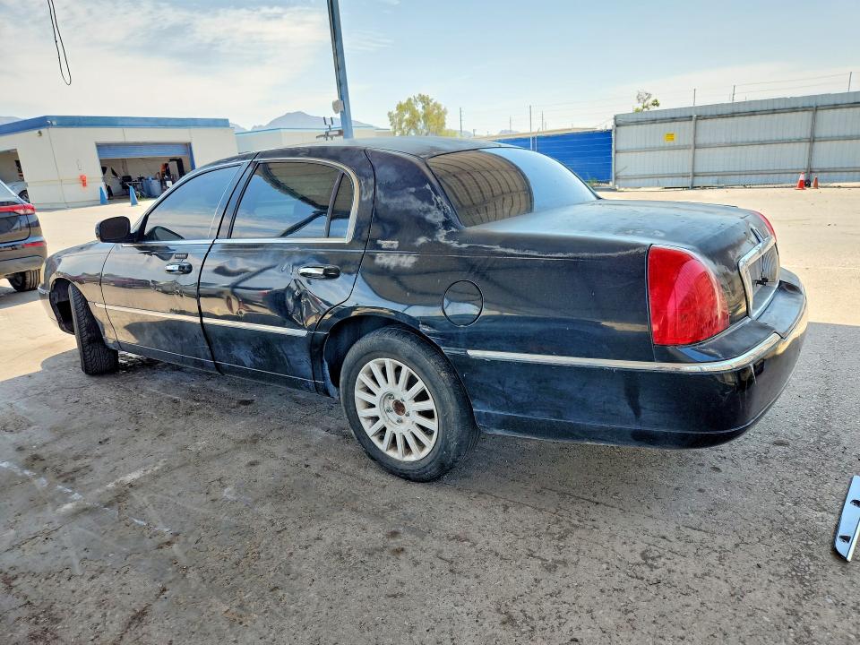 Aukcja sprzedaży 2008 Lincoln Town Car, vin: 2LNHM82V98X639453, numer aukcji: 64384876