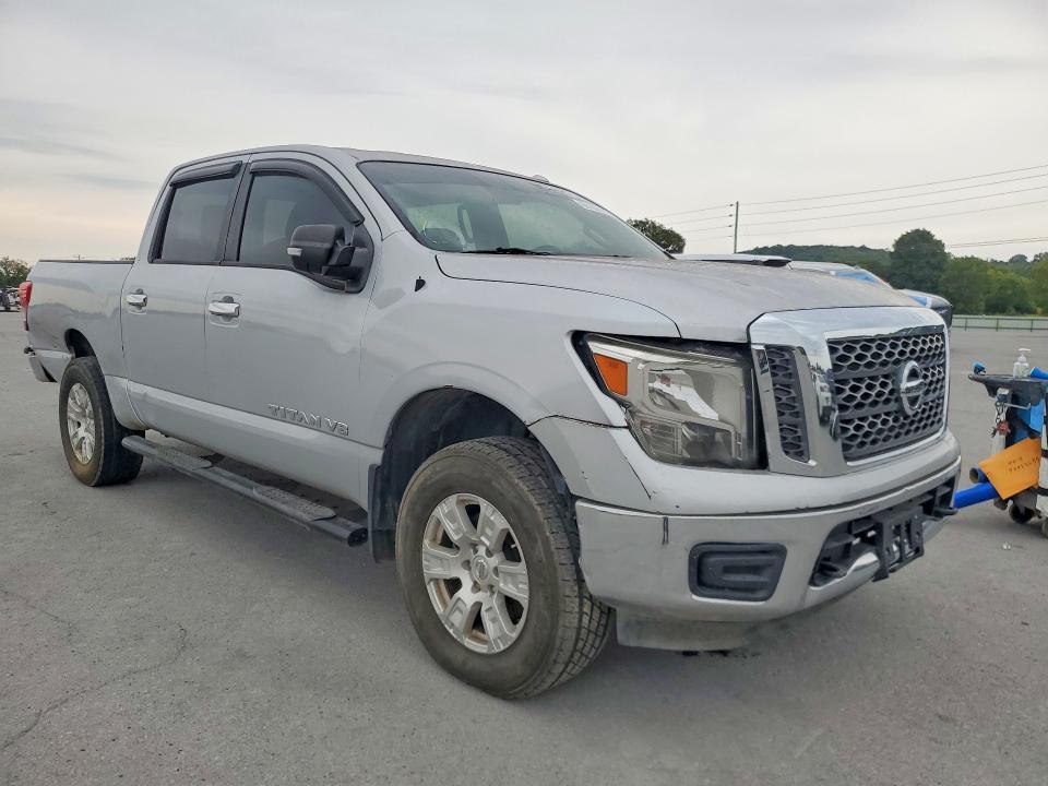 66169966 :رقم المزاد ، 1N6AA1EJ1JN507175 vin ، 2018 Nissan Titan مزاد بيع