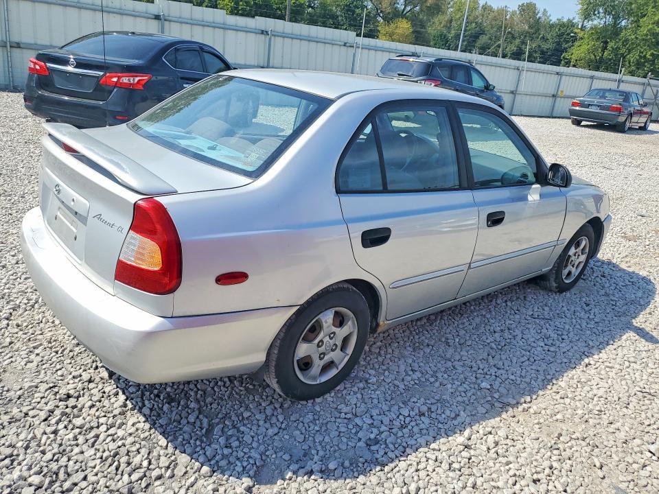67163956 :رقم المزاد ، KMHCG45CX2U391250 vin ، 2002 Hyundai Accent مزاد بيع