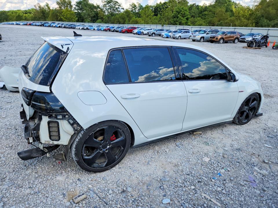 2015 Volkswagen Gti მანქანა იყიდება აუქციონზე, vin: 3VW4T7AU1FM003611, აუქციონის ნომერი: 66287286