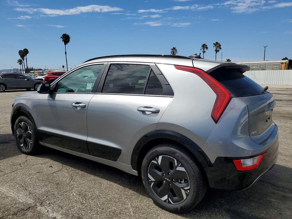 Продаж на аукціоні авто 2025 Kia Niro Ev, vin: KNDCR3L18S5145429, номер лоту: 64655136