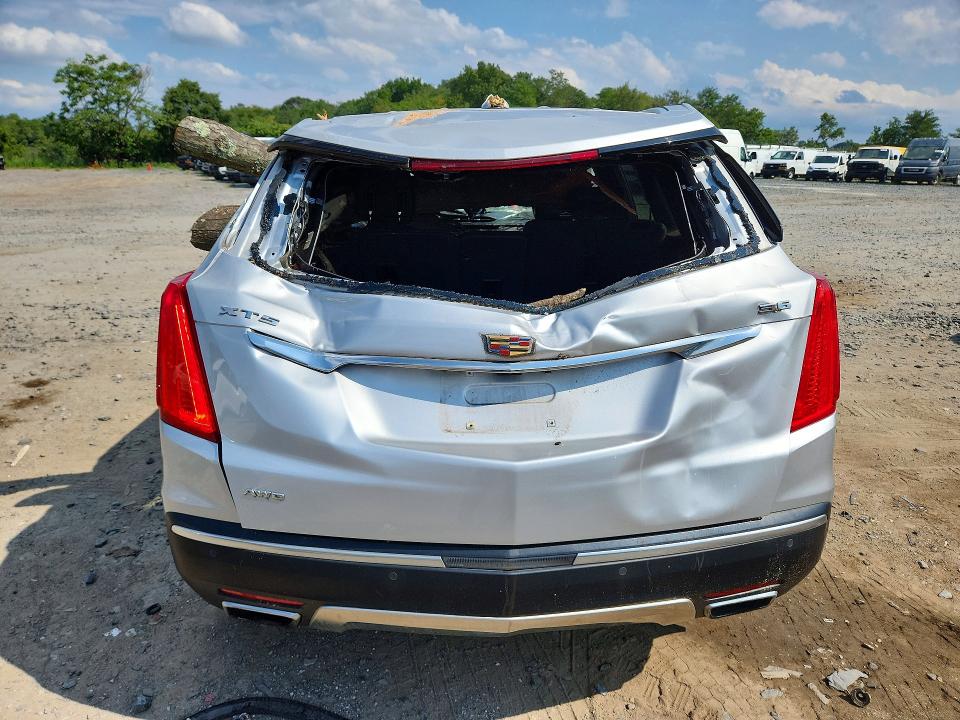 63793546 :رقم المزاد ، 1GYKNGRS5JZ190960 vin ، 2018 Cadillac Xt5 مزاد بيع