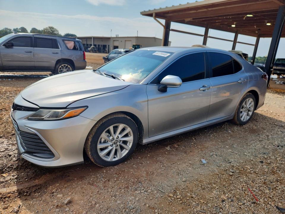 64124446 :رقم المزاد ، 4T1R11AK8RU881459 vin ، 2024 Toyota Camry مزاد بيع