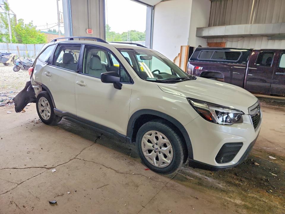 63596056 :رقم المزاد ، JF2SKADC2MH424835 vin ، 2021 Subaru Forester مزاد بيع